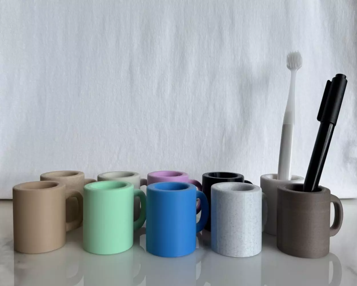 3D Print File Mug Style Toothbrush Pen Holder 3D print model_0