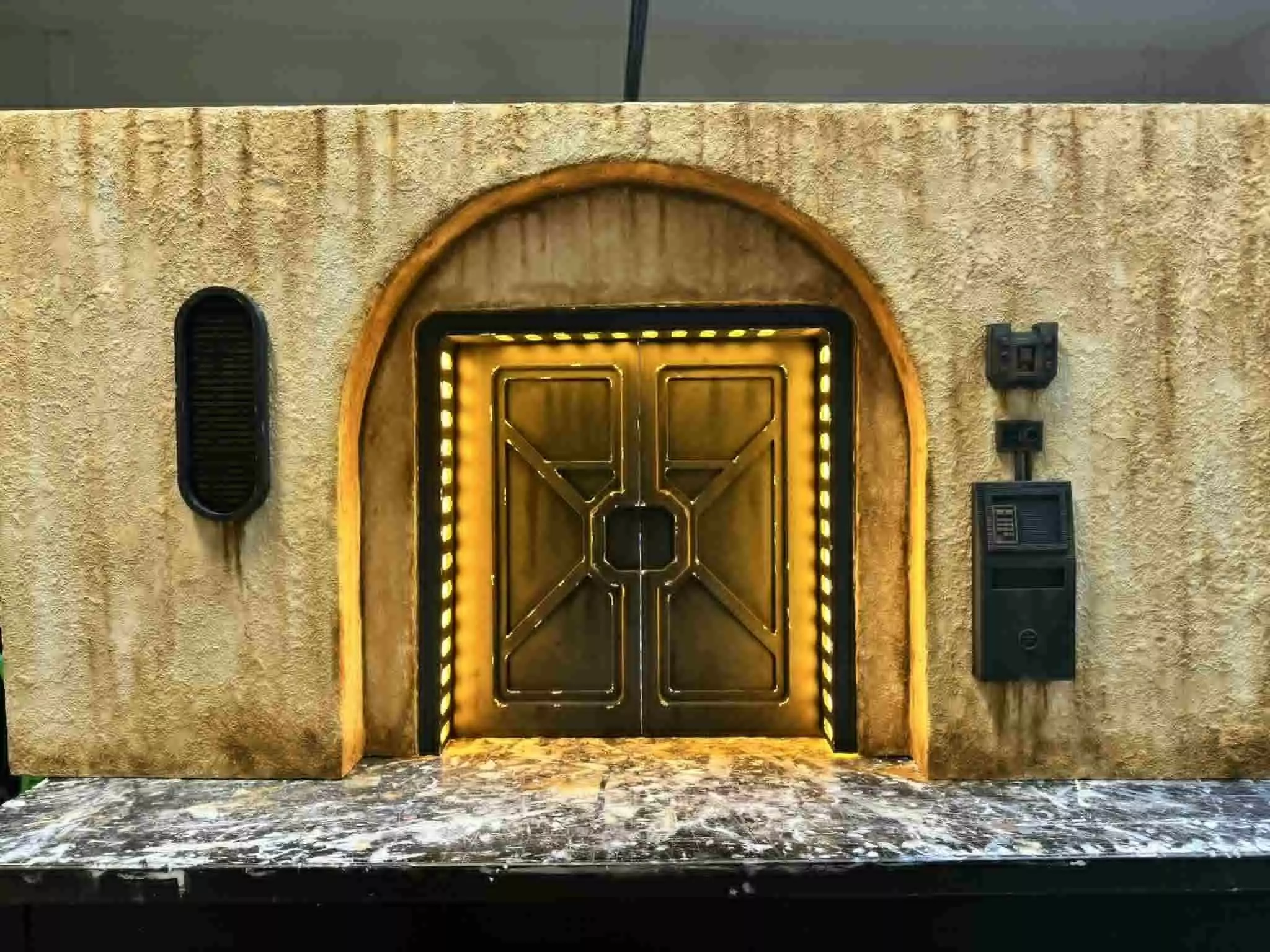 Droid Depot door 1-18 scale Hasbro Kenner 3D print model_18