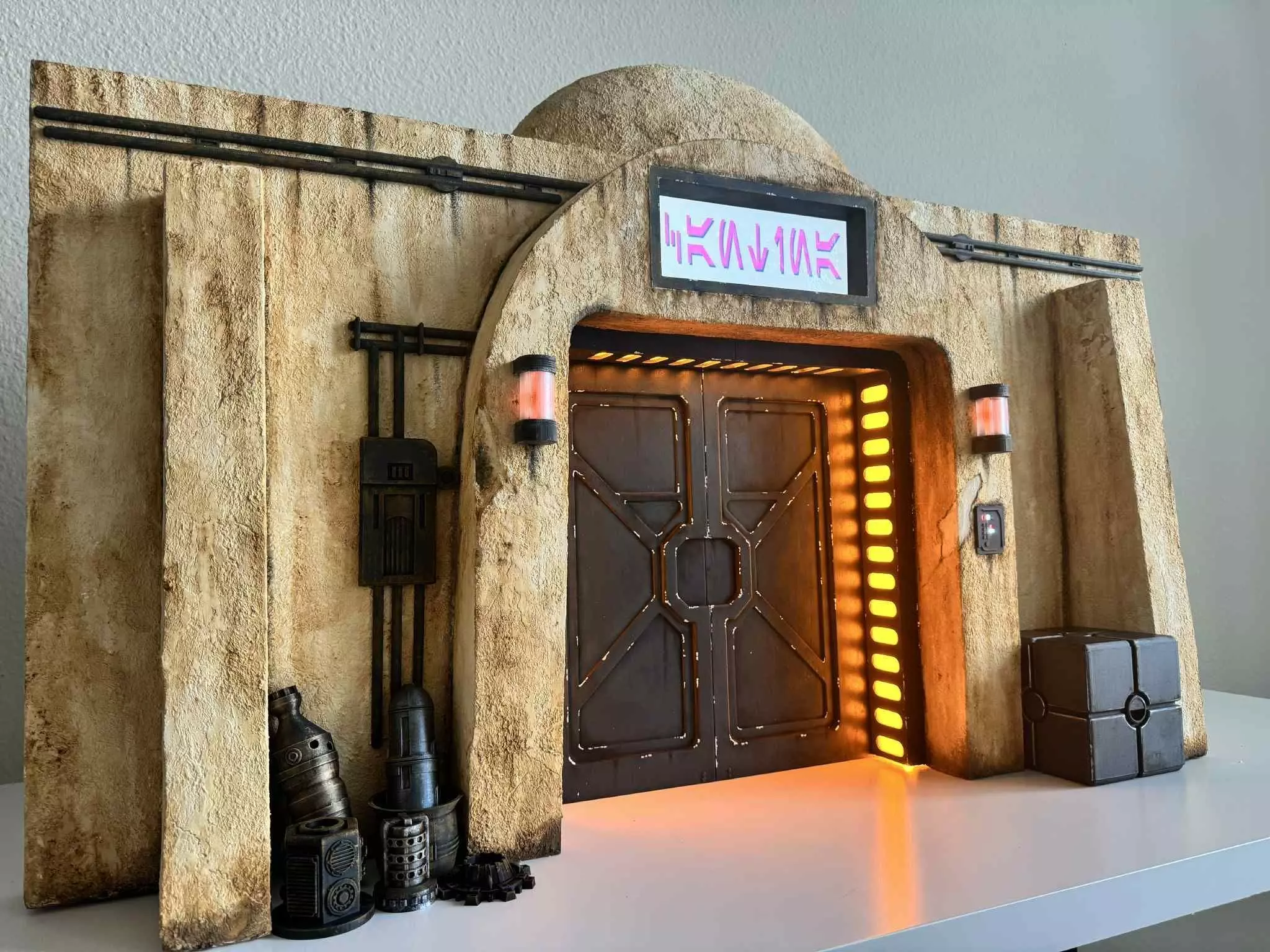 Droid Depot door 1-18 scale Hasbro Kenner 3D print model_13