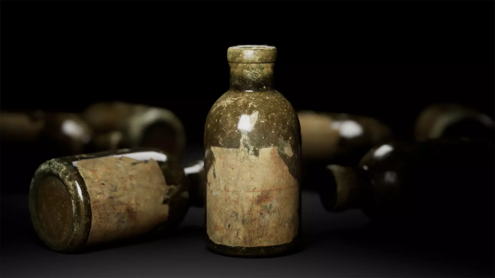 Old Medical Bottles Collection Low-poly 3D model_19