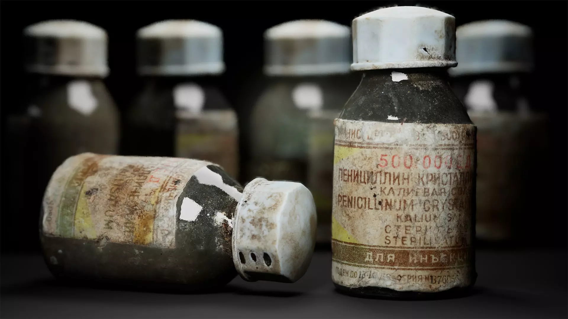 Old Medical Bottles Collection Low-poly 3D model_24