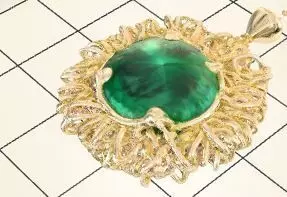 Emerald Sunburst Pendant 3D print model_7