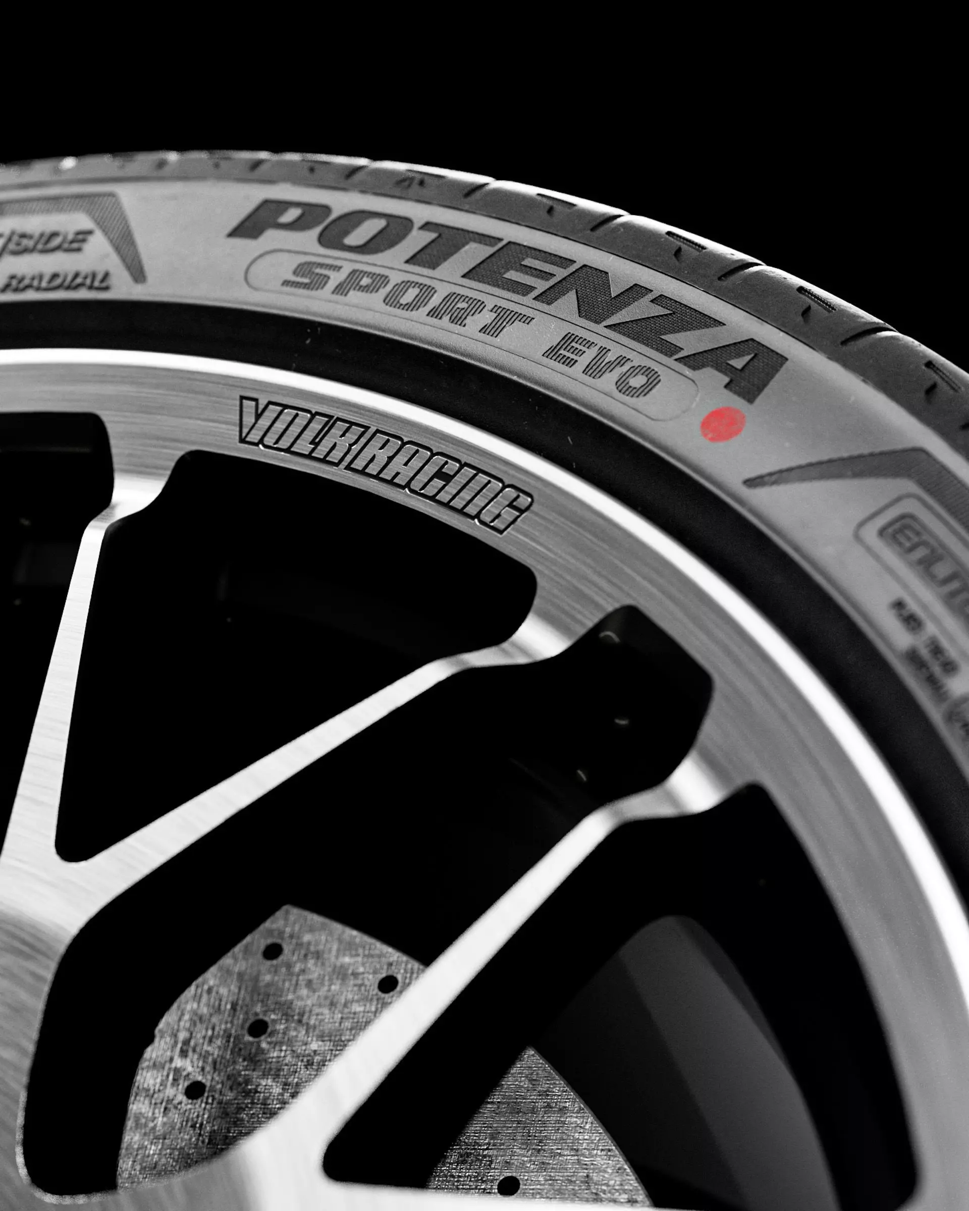 Bridgestone Potenza SPORT EVO 285 35 R19 103Y 3D model_2