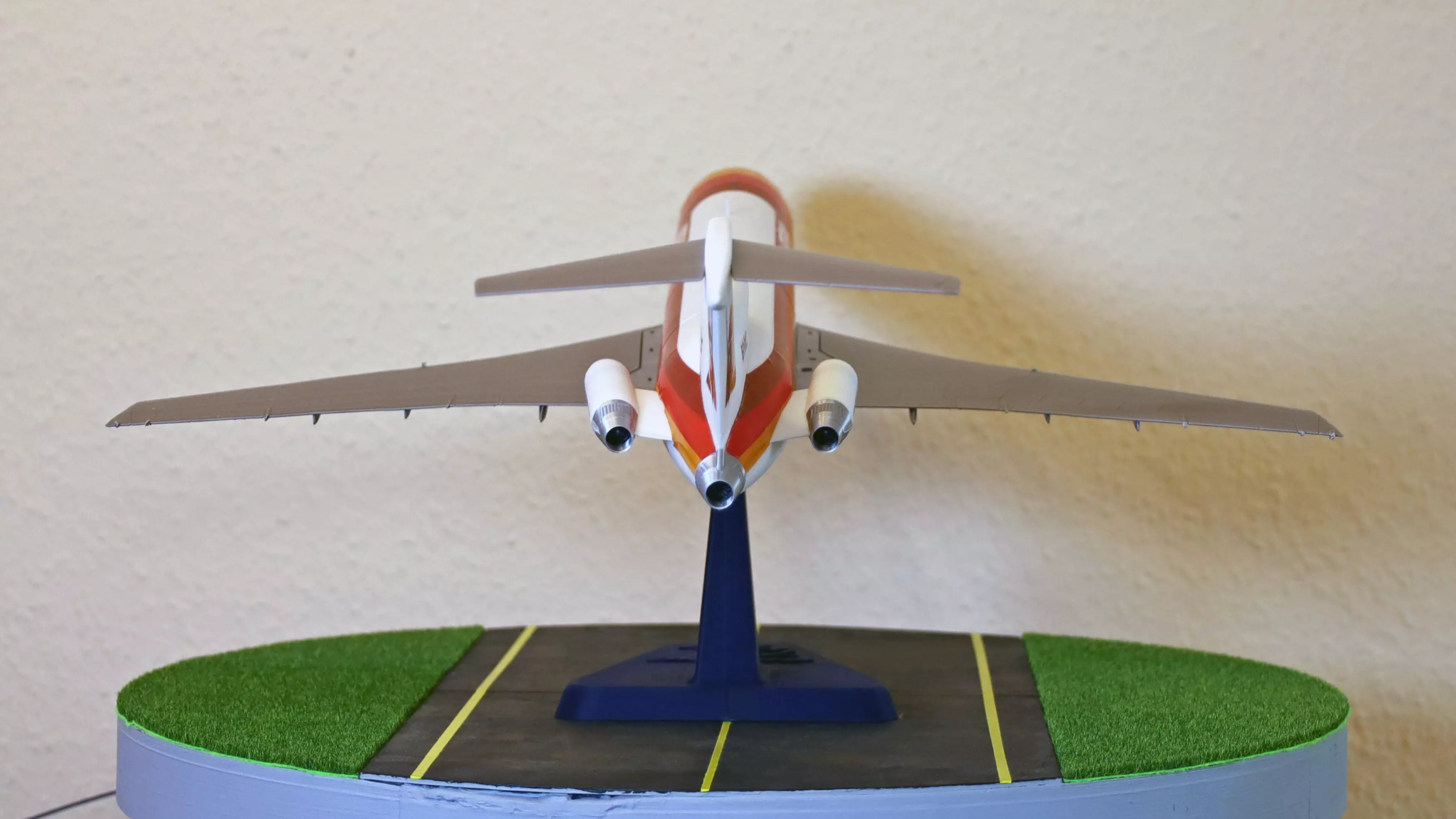 26208 Model kit Boeing 727-200 Up dm 3D print model_8