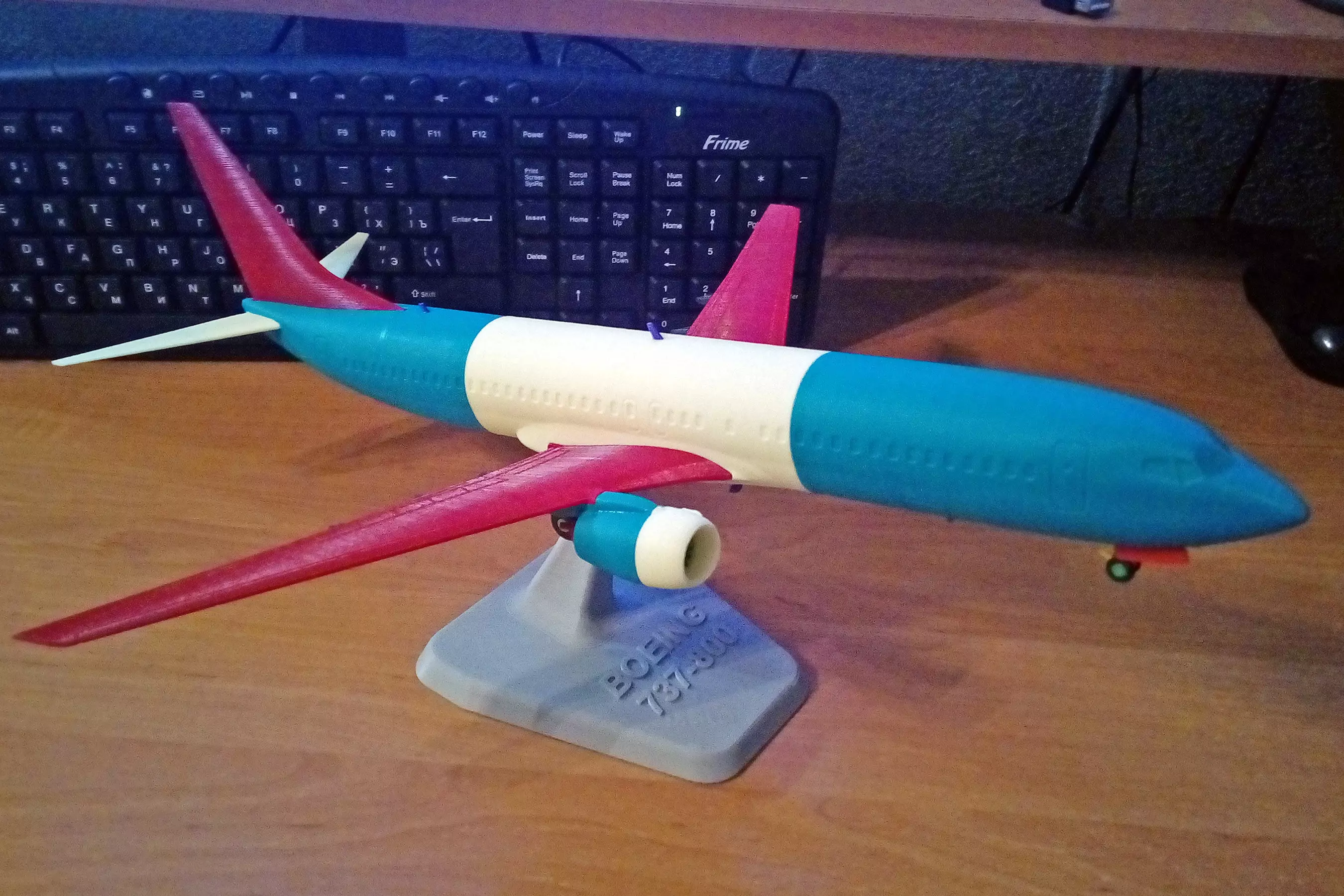 121211 Model kit Boeing 737-800 no Winglet Down 3D print model_2