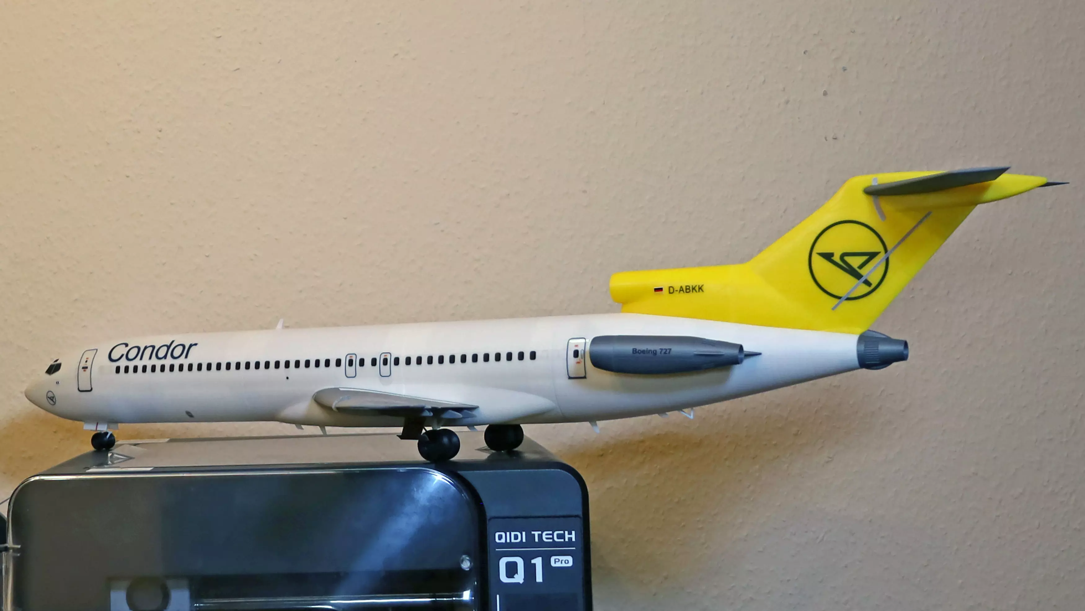 26801 Model kit Boeing 727-200 Down 3D print model_19