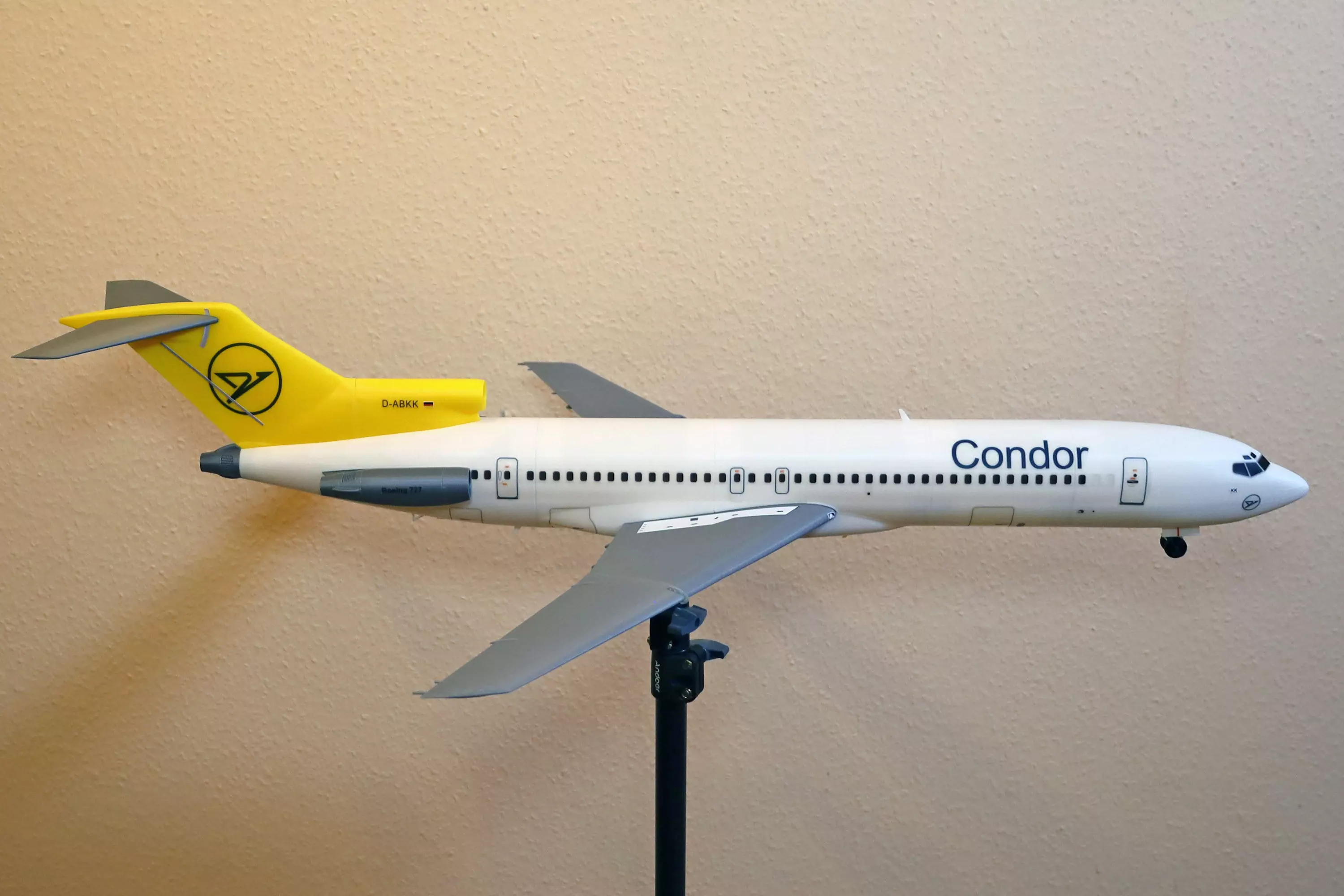 26801 Model kit Boeing 727-200 Down 3D print model_33