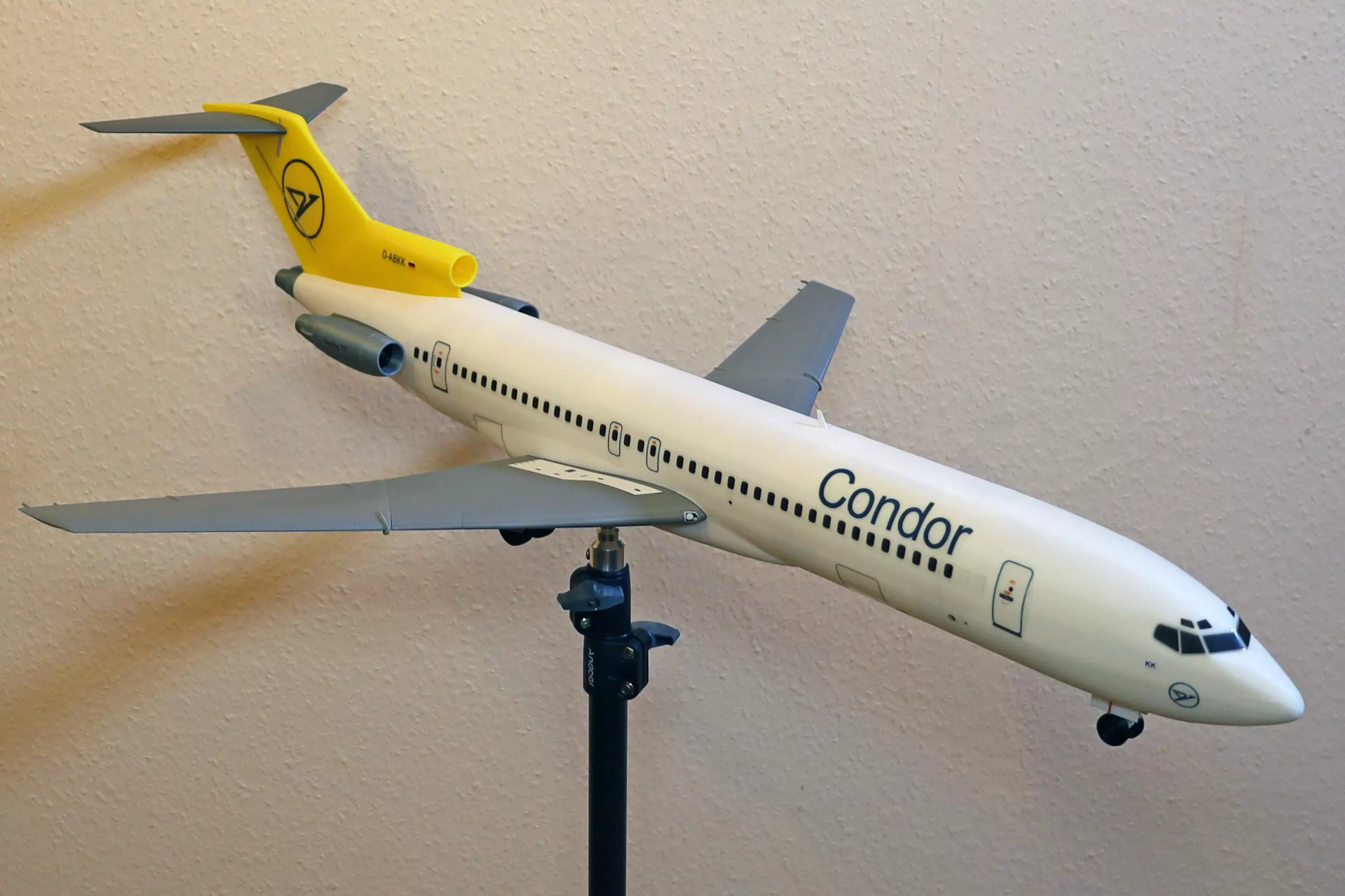 26801 Model kit Boeing 727-200 Down 3D print model_32