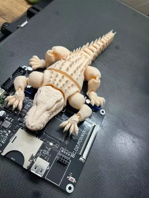 Articulated alligator 3D print model_12