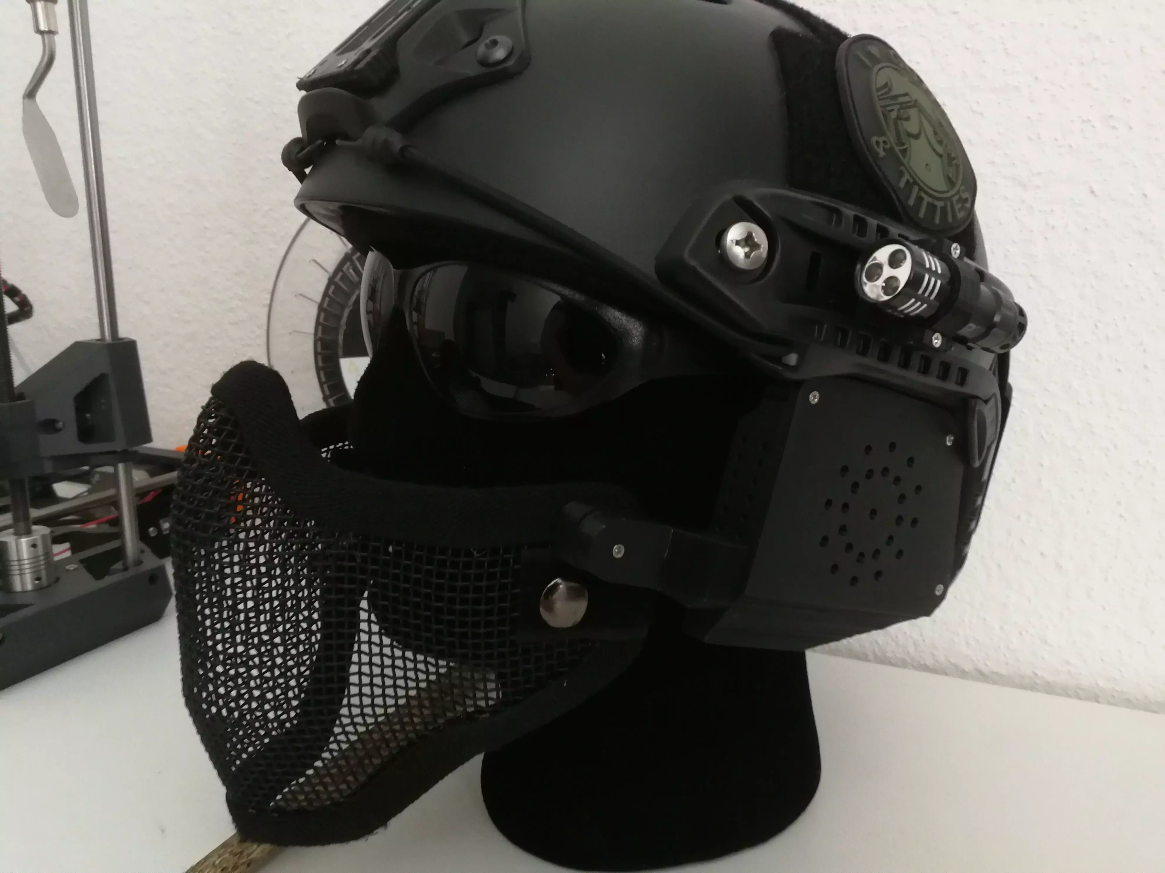 ATTACHE MASQUE GRILLE POUR CASQUE FAST EMERSON V2 3D model