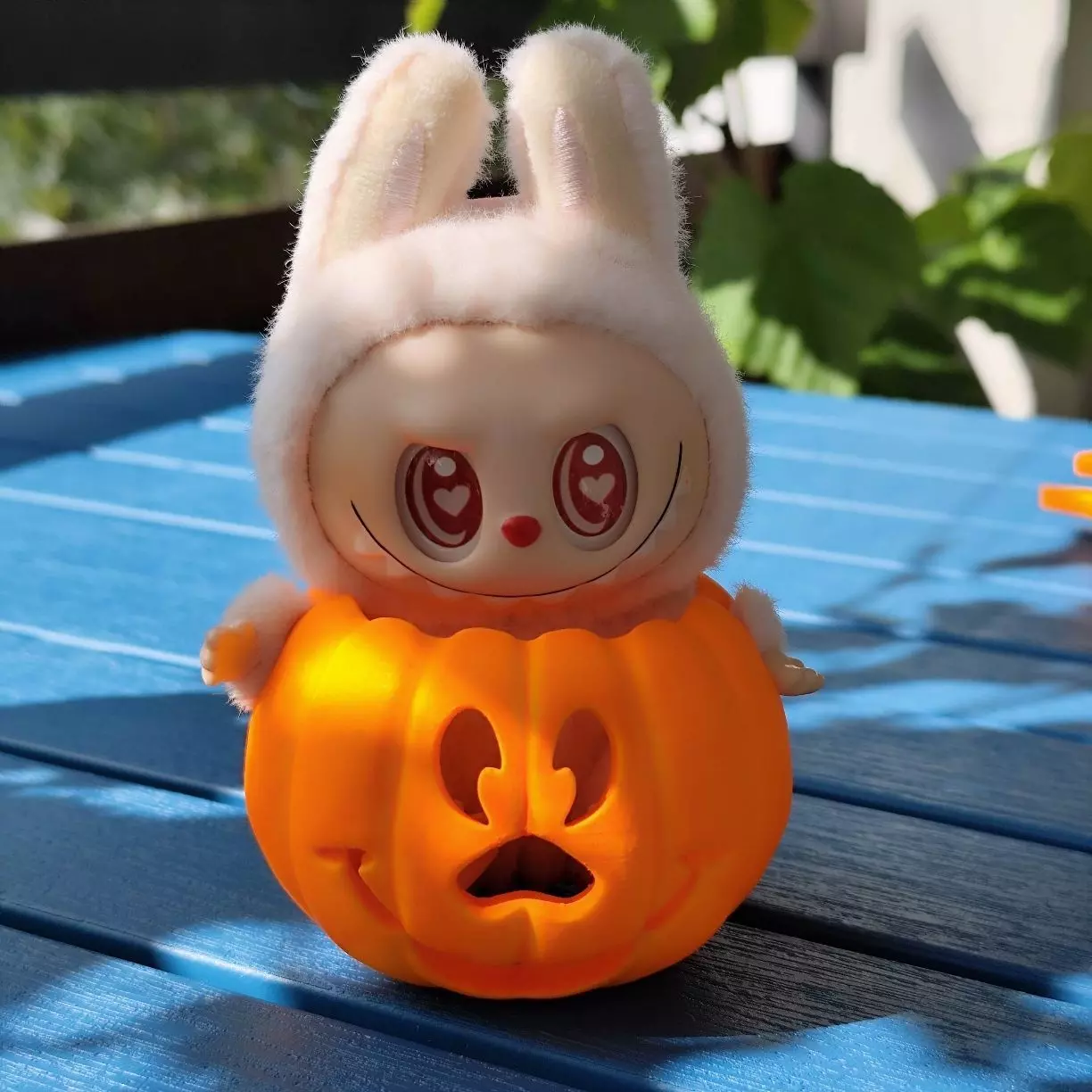 Labubu pumpkin holder 3D print model_0