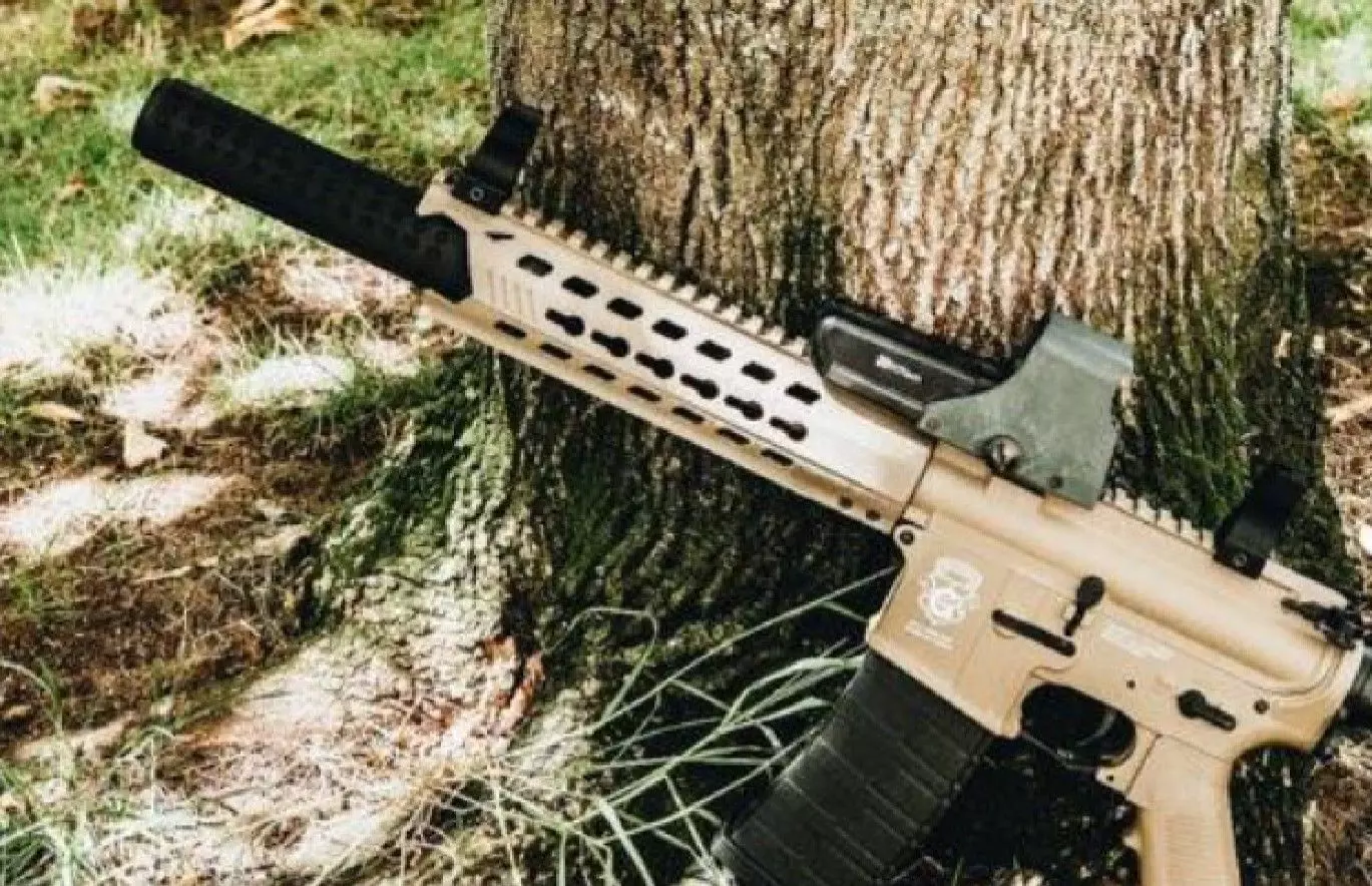 Scorpion Handguard Bravo 12 inch 3D print model_1