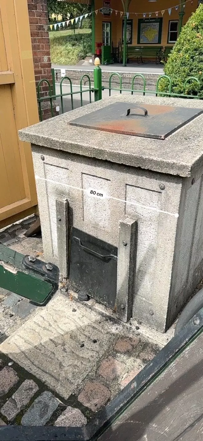 Model Railway Small Coal Bunker 3D print model_15