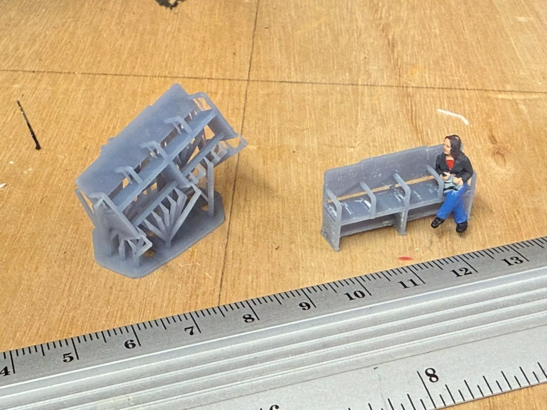 Model Railway Waiting Room Wooden Bench 2 and 4 Seat 3D print model_14