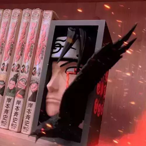 Itachi with a raven BookNook