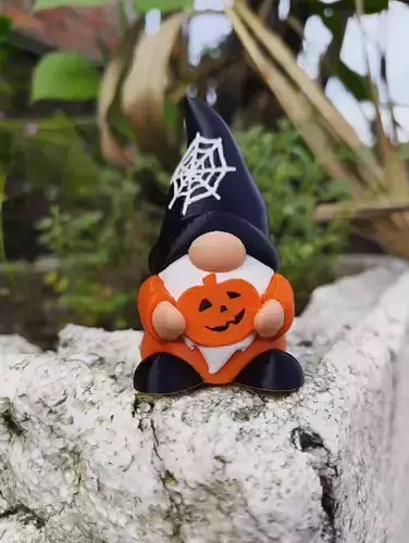 Halloween Special - Gnome Pumpkin