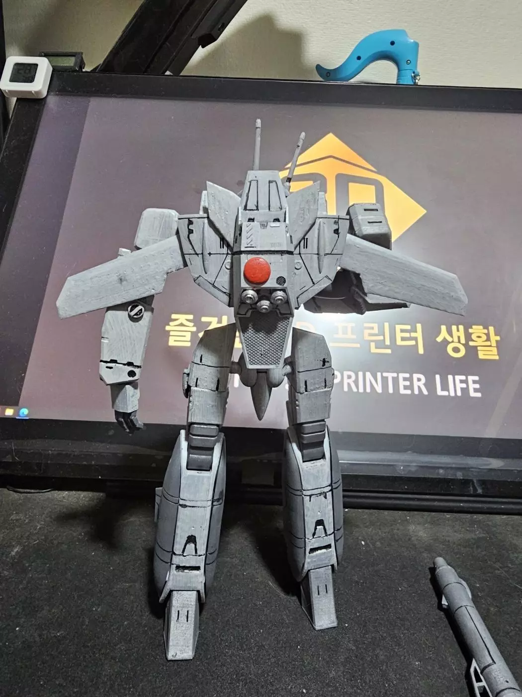 Macross VF-1J Valkyrie Battloid 3D print model_7
