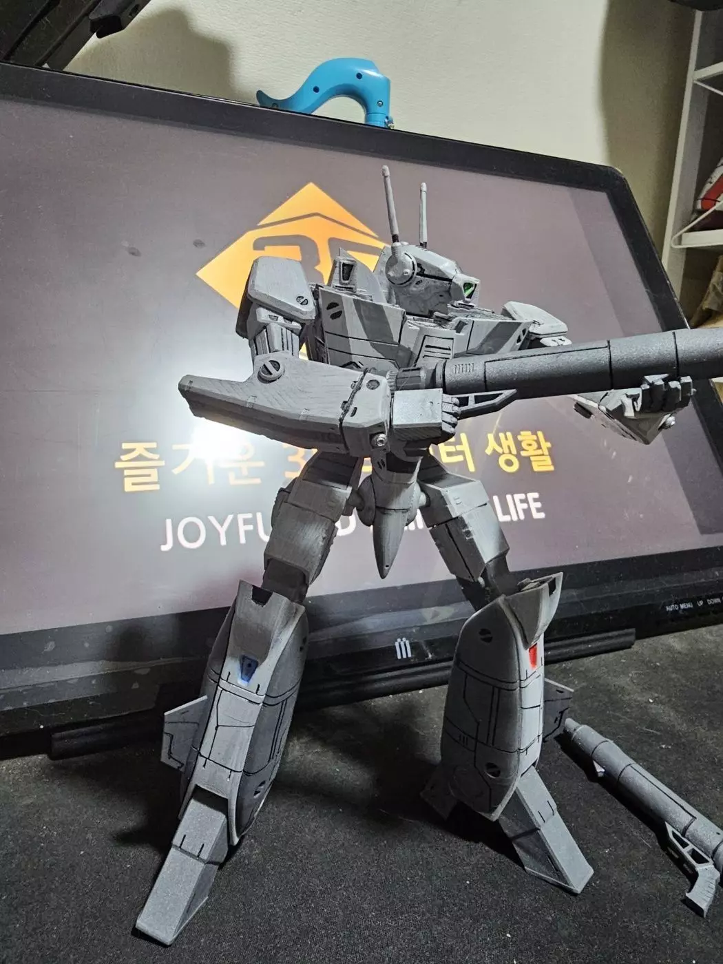 Macross VF-1J Valkyrie Battloid 3D print model_6