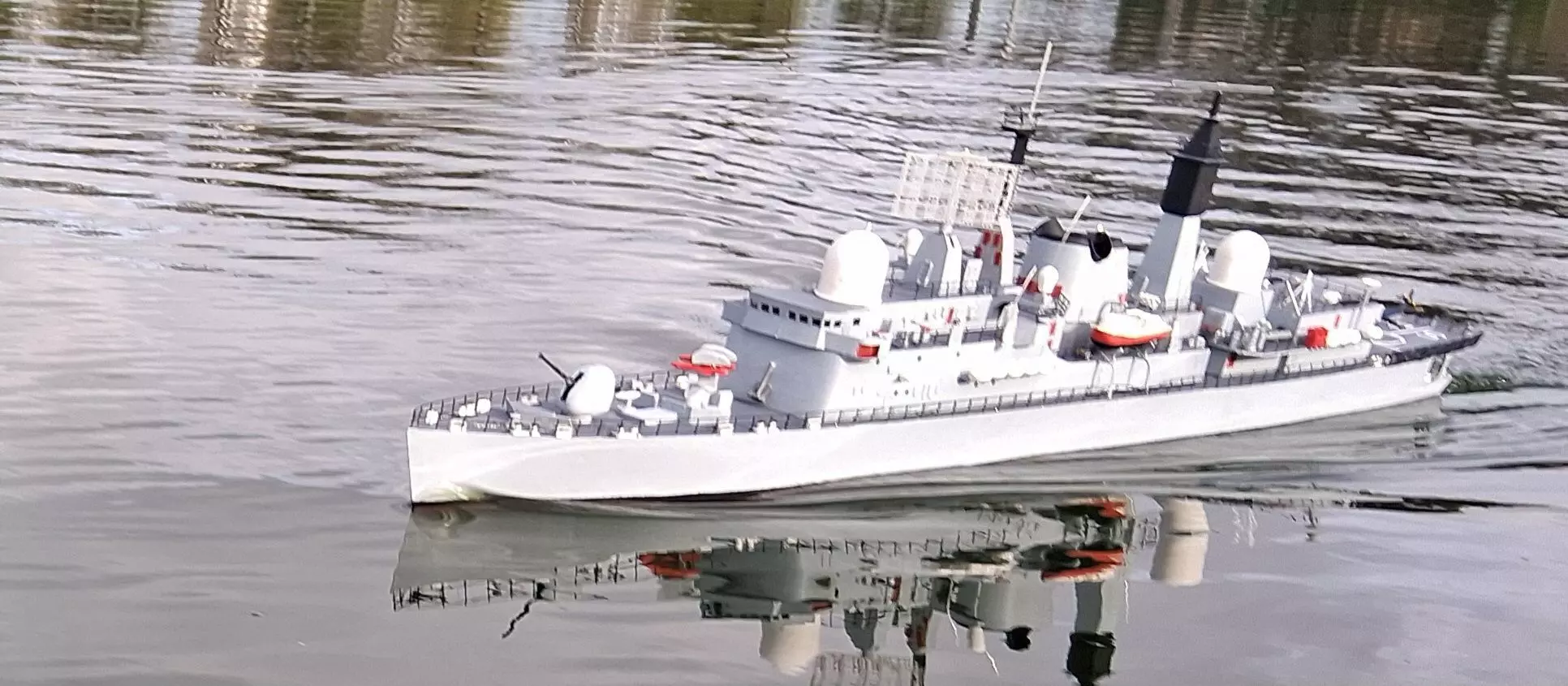 HMS Sheffield Radio controlled Model Instruction booklet Free 3D print model_3