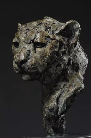 Bronze Panther Head Sculpture Textured Wild Cat 3D Model Low-poly 3D model_0