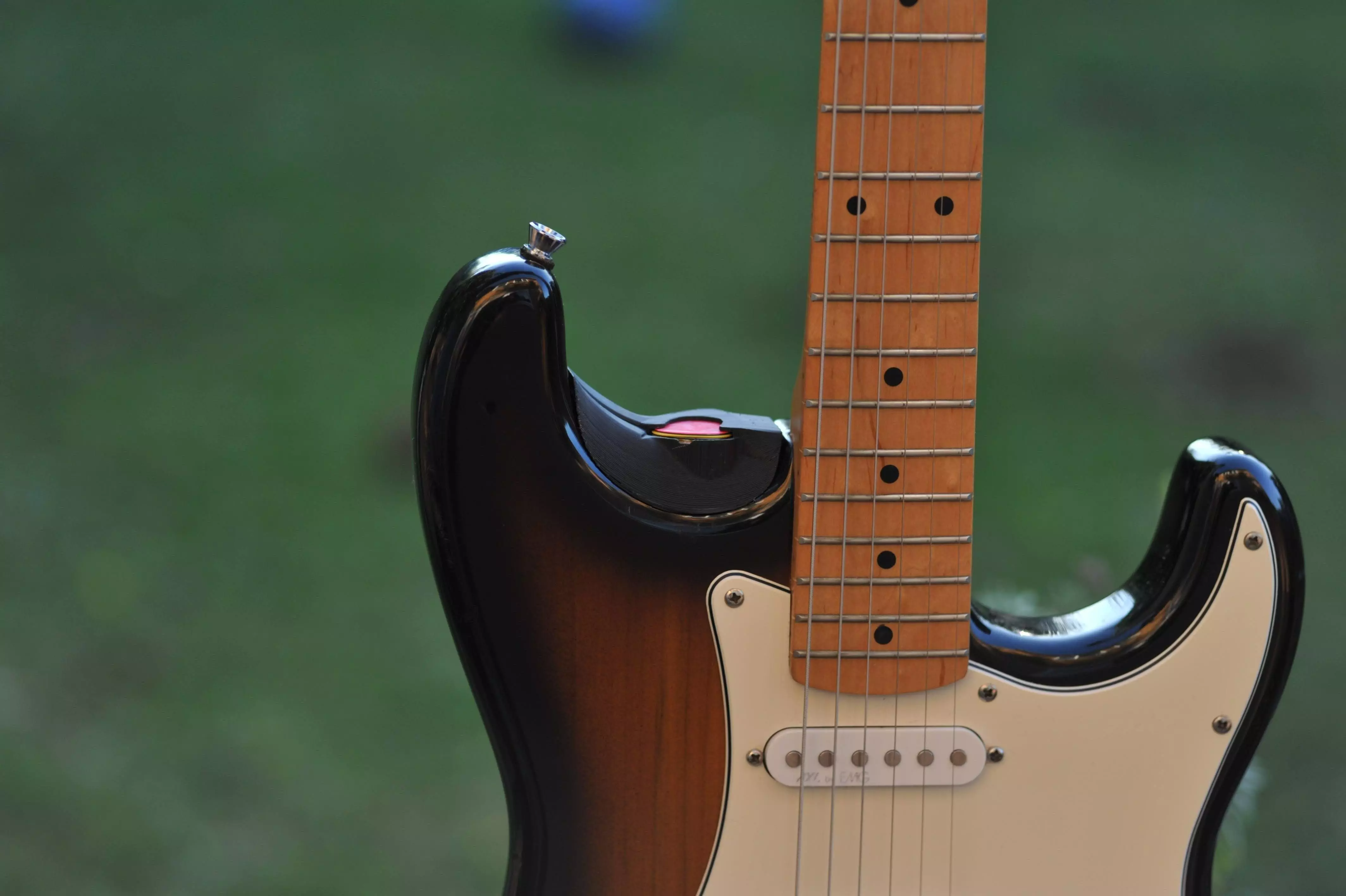 PickPocket The Integrated Guitar Pick Holder 3D print model