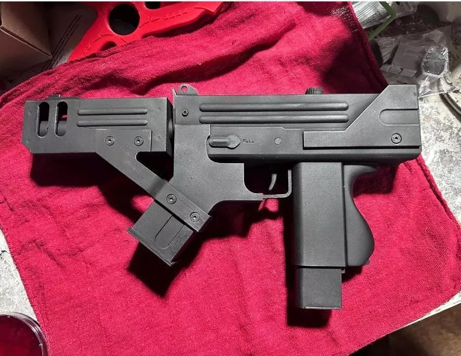 Blade 2 Mac 10 Prop - Wesley Snipes 3D print model_5