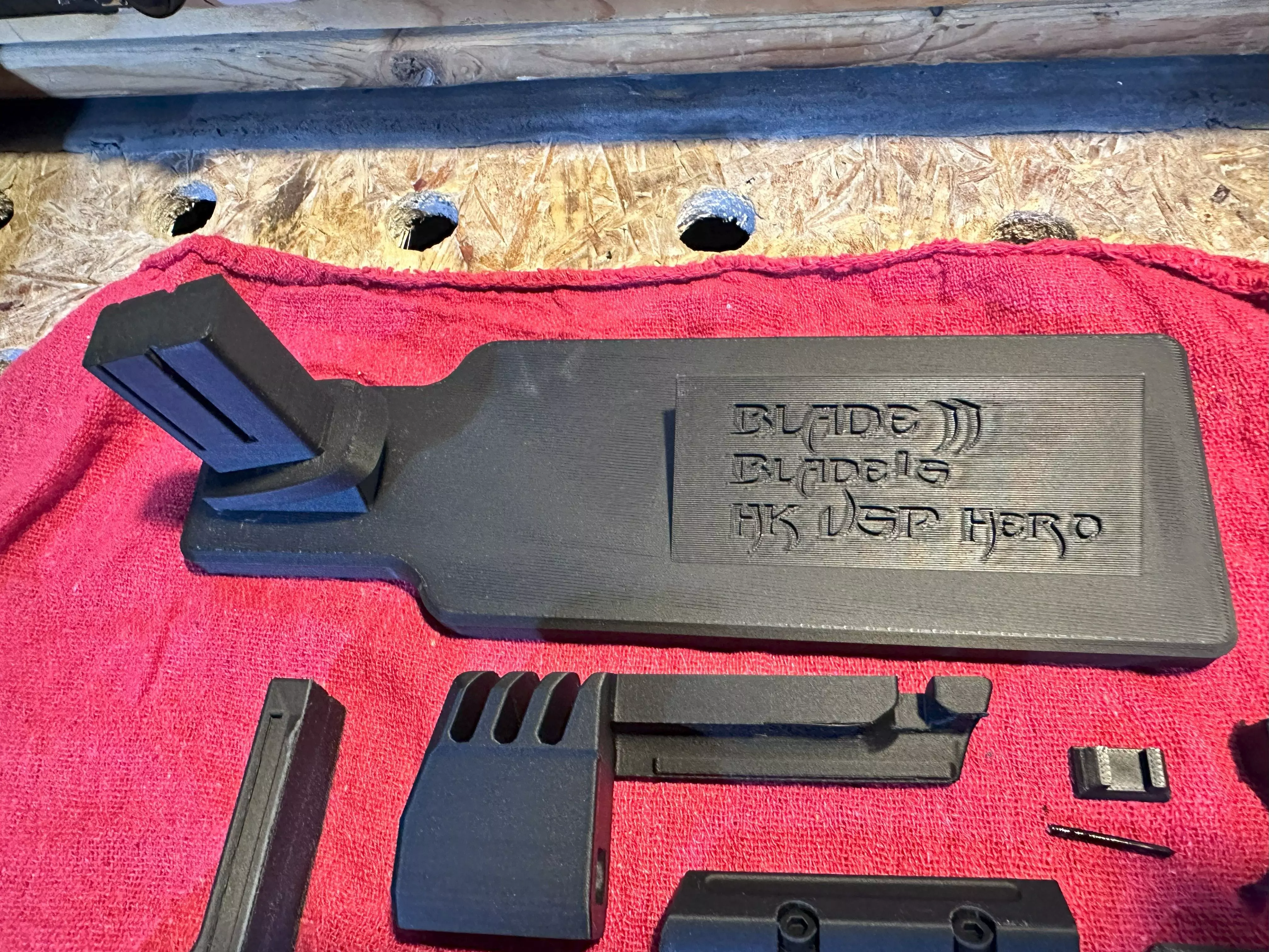 Blade 2 Beretta Prop - Ron Perlman - Reinhardt 3D print model_8