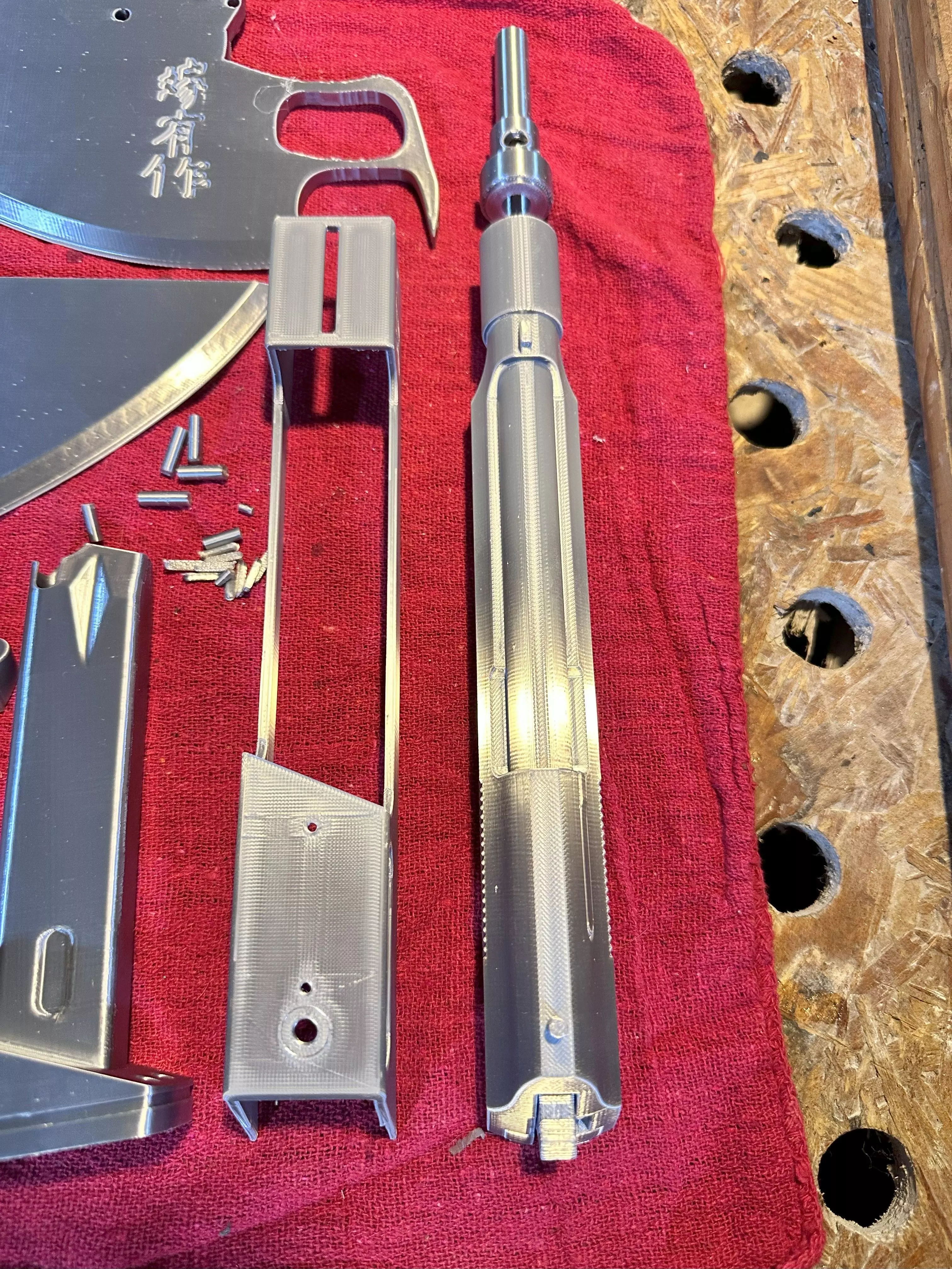 Blade 2 Beretta Prop - Ron Perlman - Reinhardt 3D print model_15