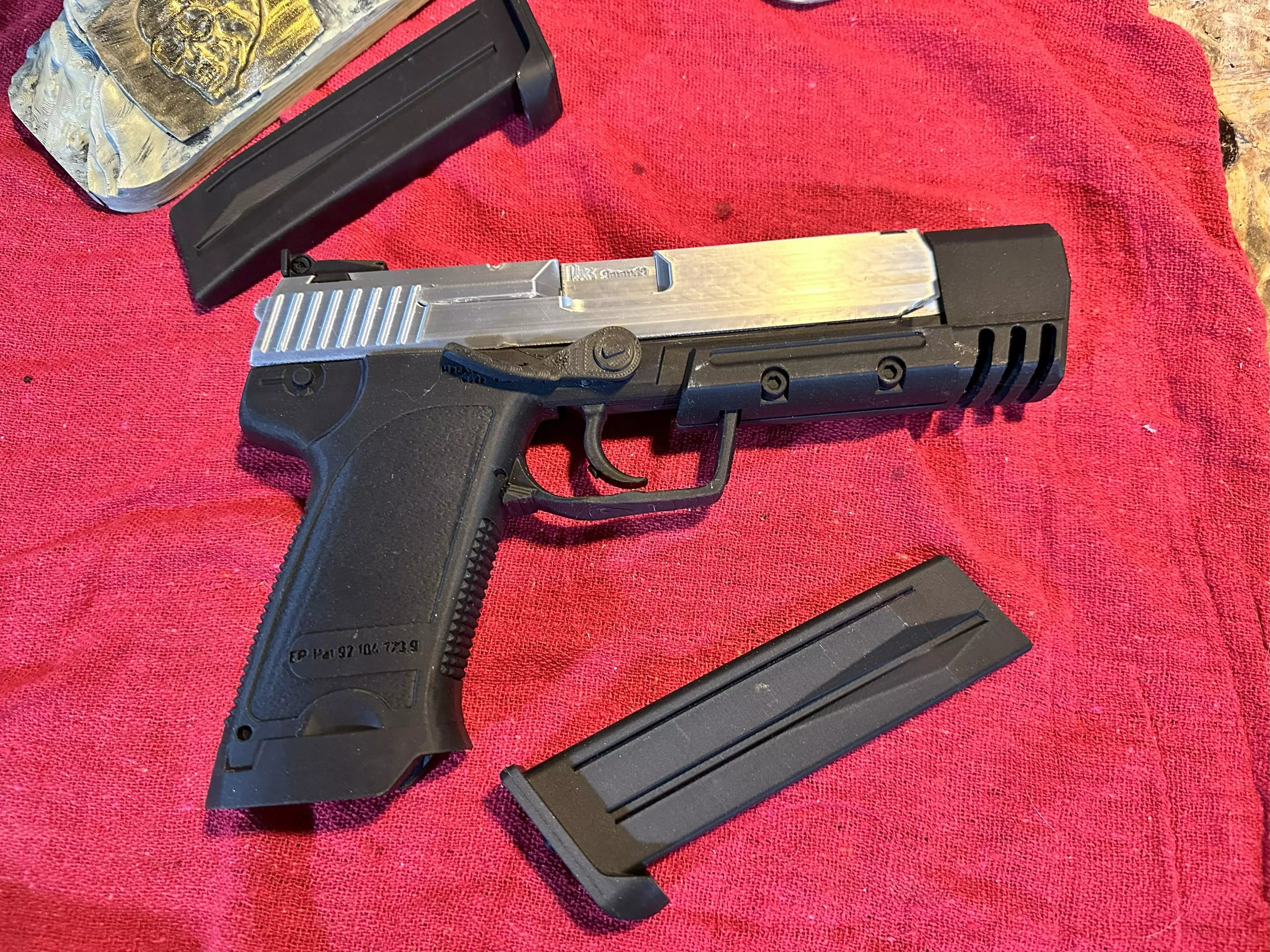 Tomb Raider Lara Croft Match USP Prop Set 3D print model_4