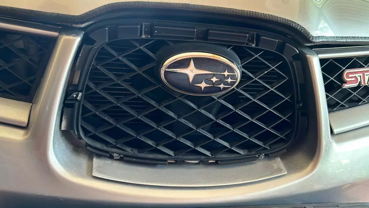 Subaru Impreza front grill surround 3D print model_3