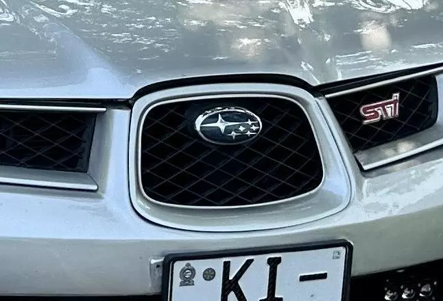 Subaru Impreza front grill surround 3D print model_5