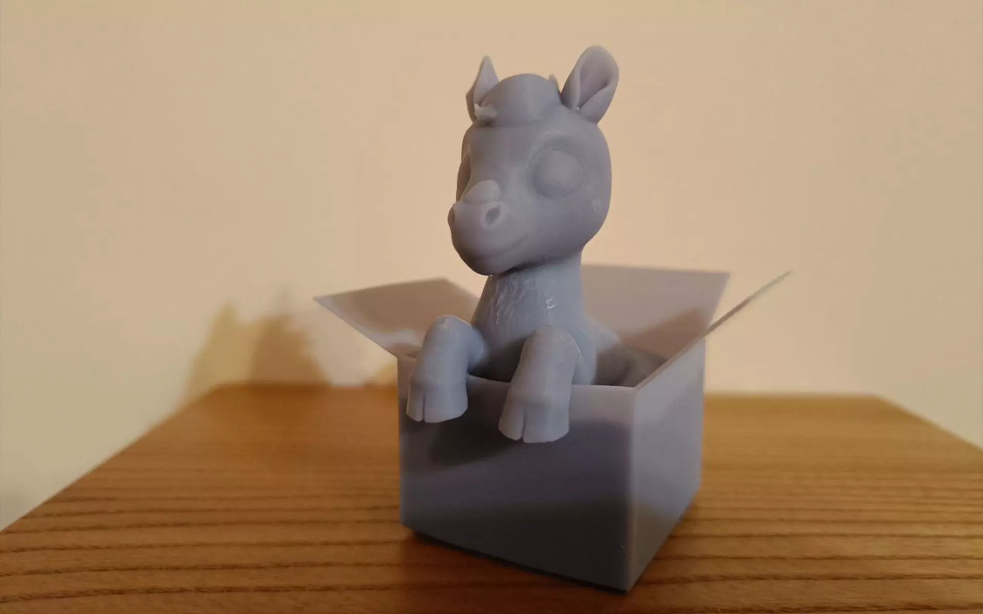 Baby Horse in the box 3D Printable and low-poly Low-poly 3D model_17