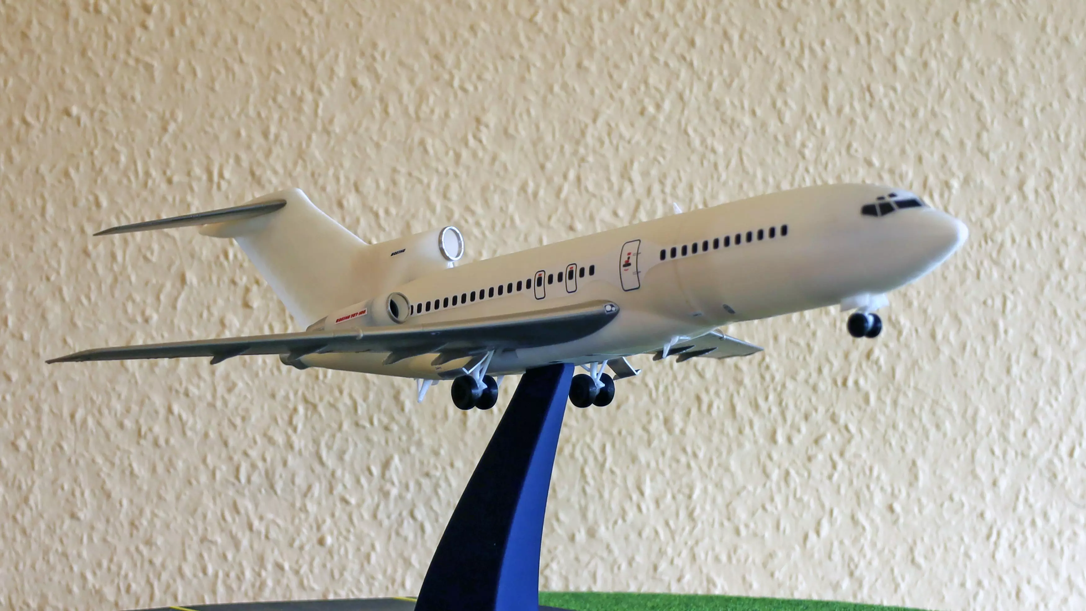 25101 Model kit Boeing 727-100 Down dm 3D print model_5