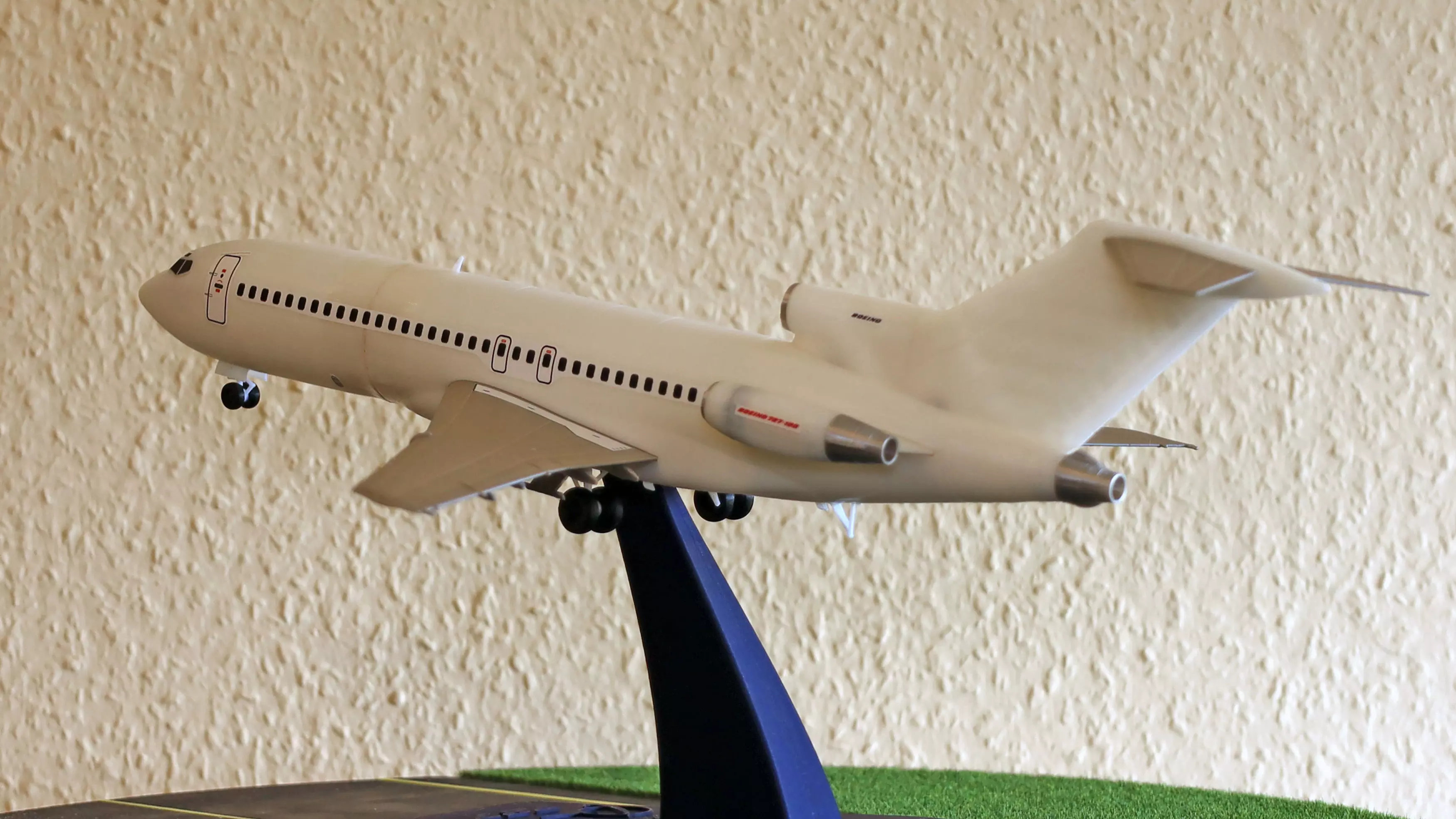 25101 Model kit Boeing 727-100 Down dm 3D print model_9