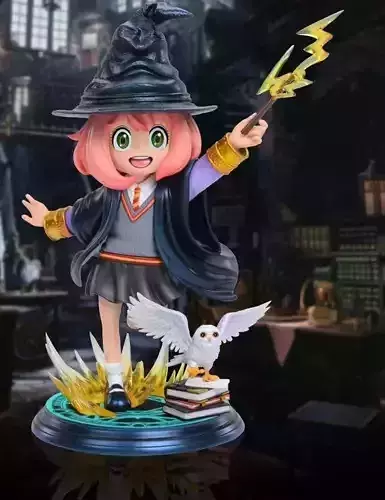 anya porter with hat