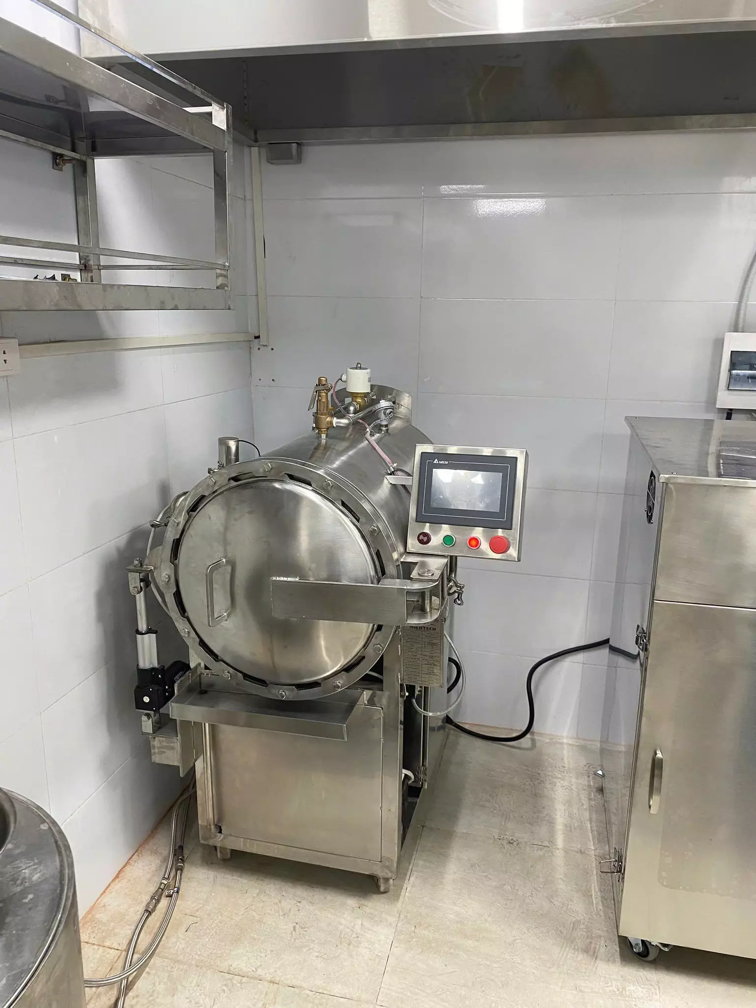 Autoclave sterilizer 100 liter 3D model_9