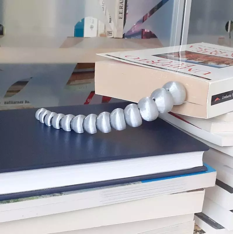 ARTICULATED BOOKMARK - BOOKWORM 3D print model_3