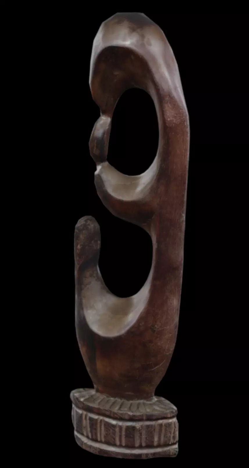 Abstract Mother-Child Low-poly 3D model_1