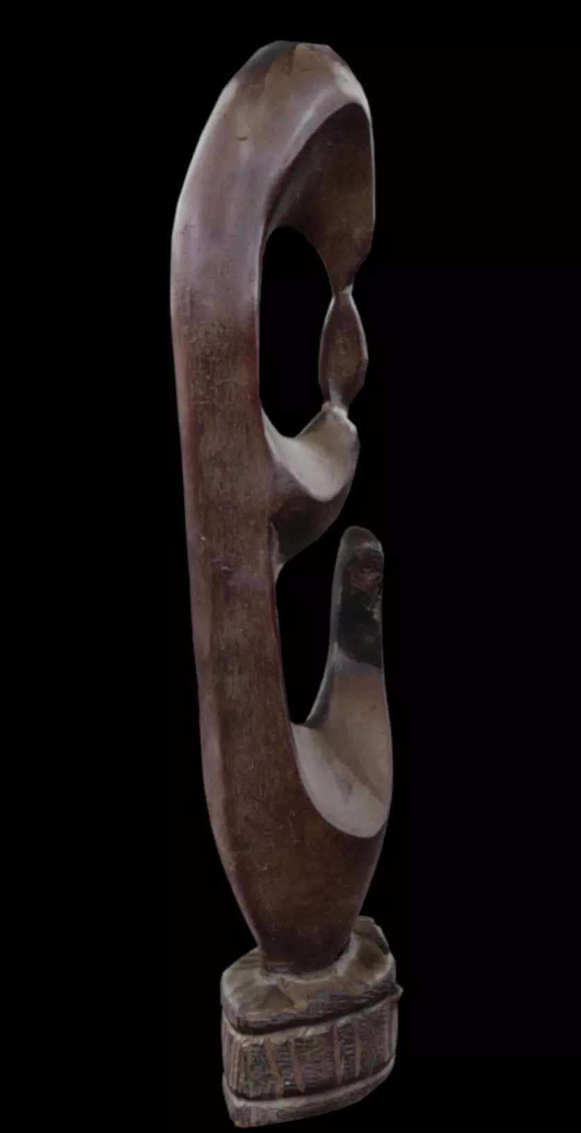 Abstract Mother-Child Low-poly 3D model_2