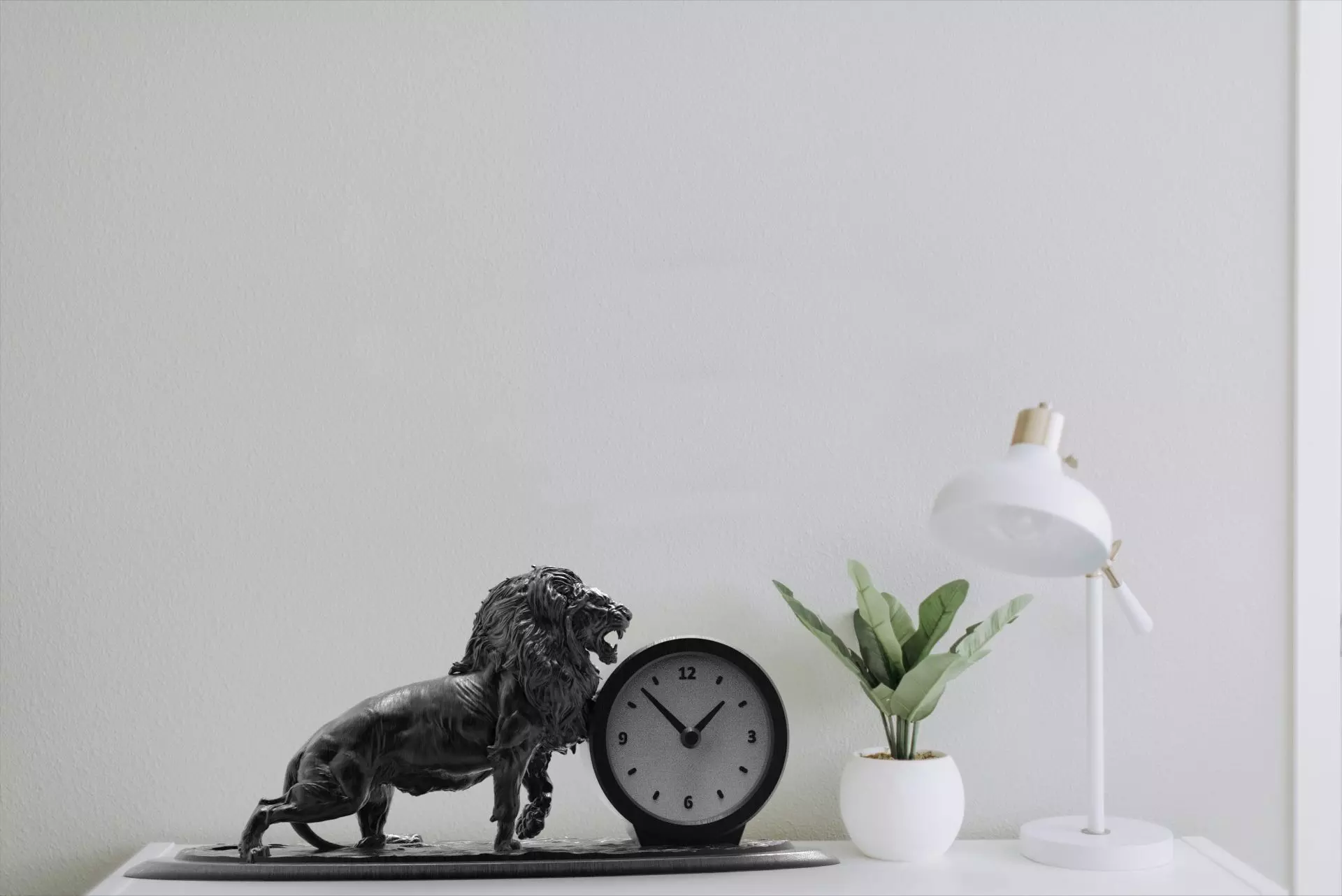 Lion desk clock 3D print model_1