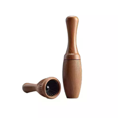 Elegant Wooden Salt Pepper Grinder Low-poly 3D model