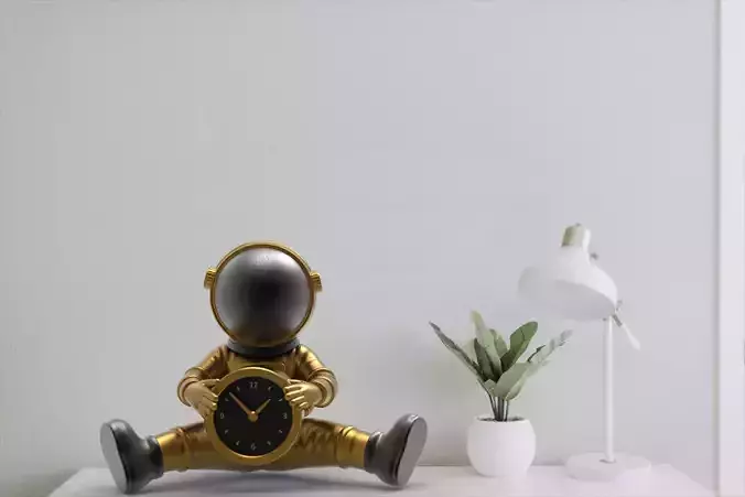 Astronaut desk clock