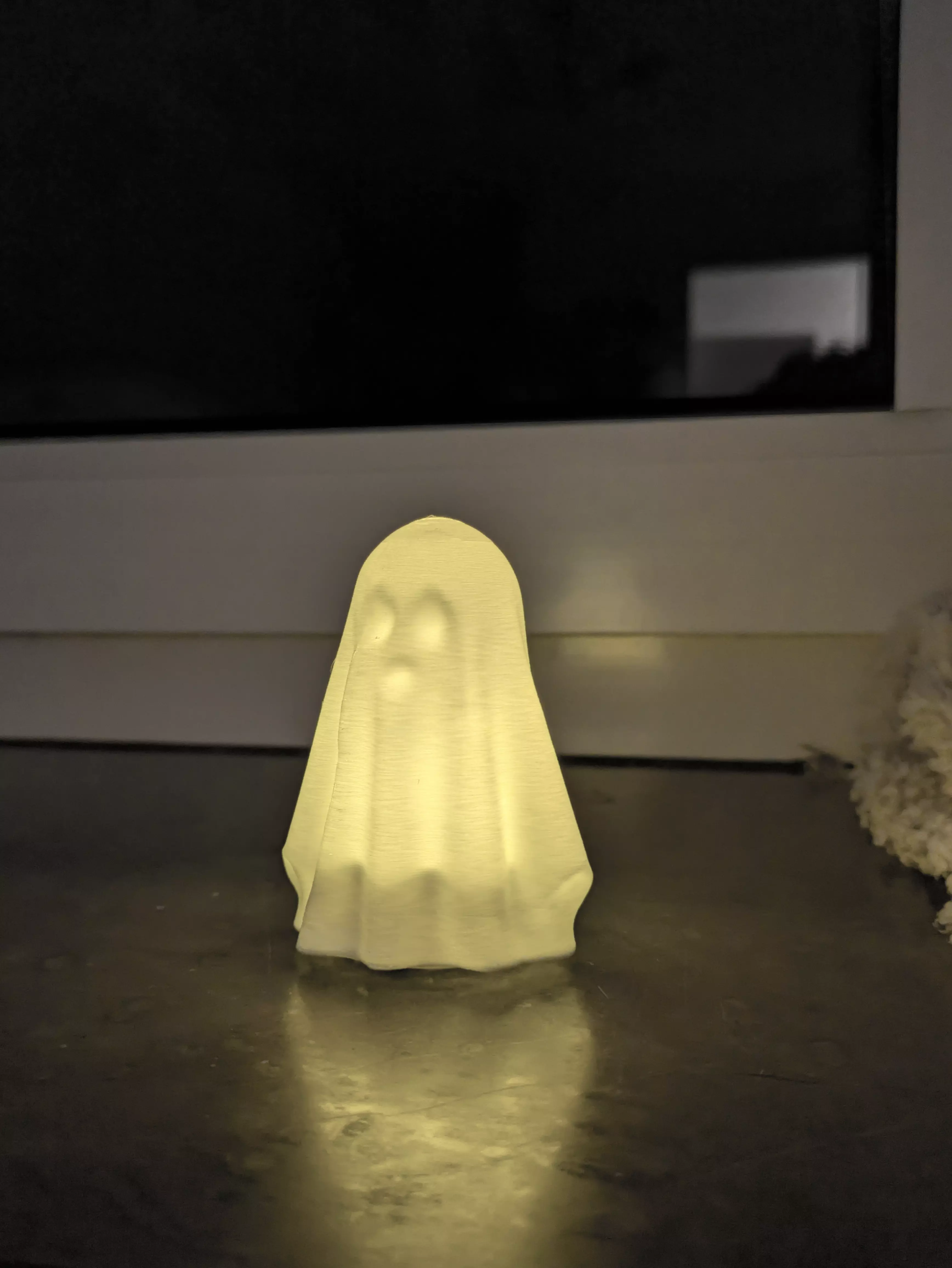 Ghosts 3D Printable Set of 3 STL Files for LED Tealight Holders 3D print model_3