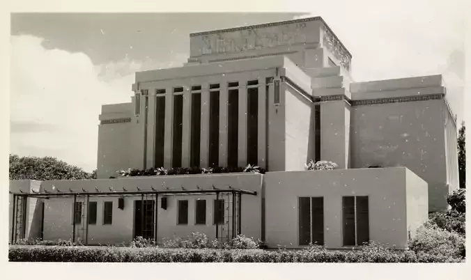Laie Hawaii Temple at original dedication 1919