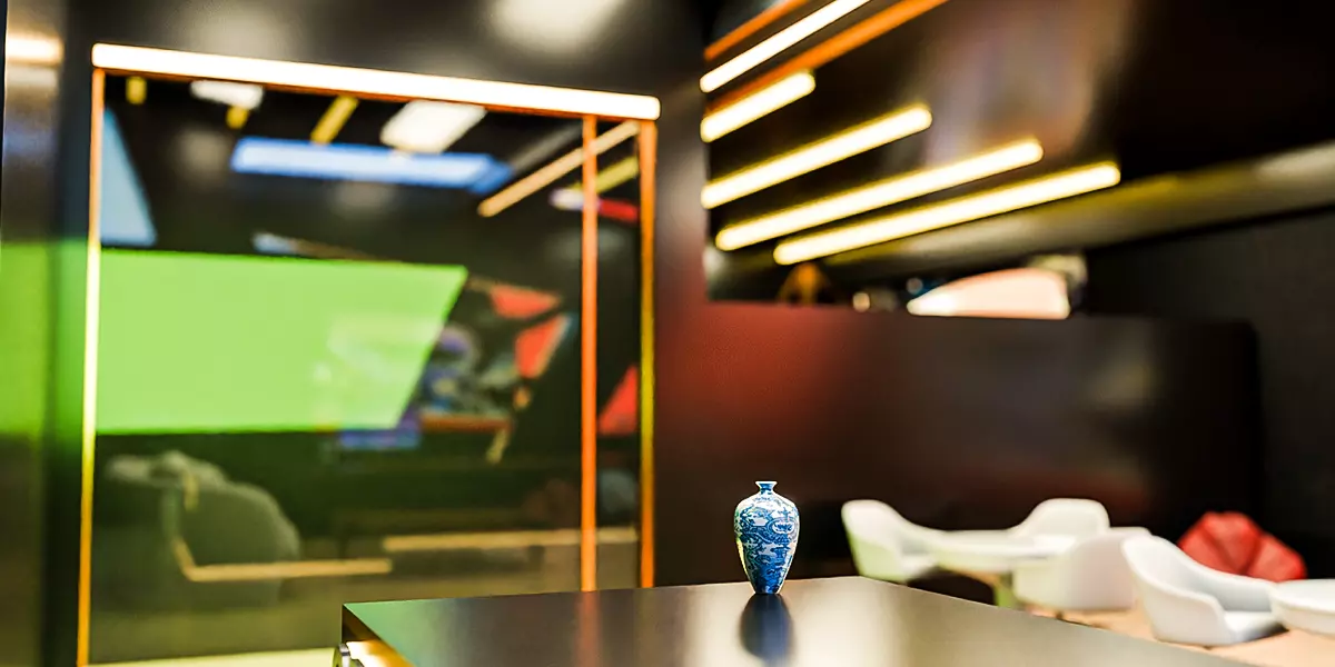 Futuristic Display Booth with Lighting Setup Blender 3D Model 3D model_5