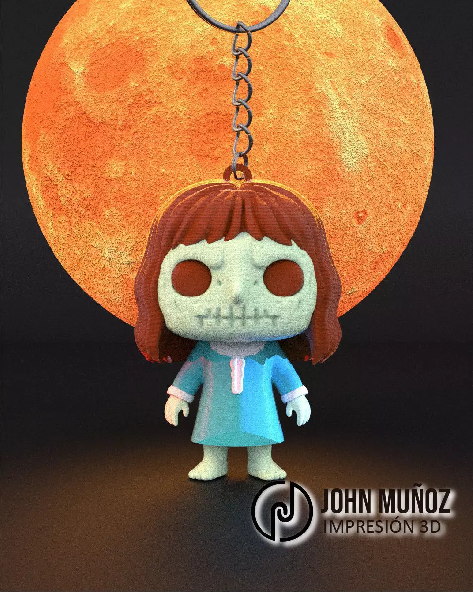 Regan Exorcista Girl - figure Version and Keychain 3D print model_3