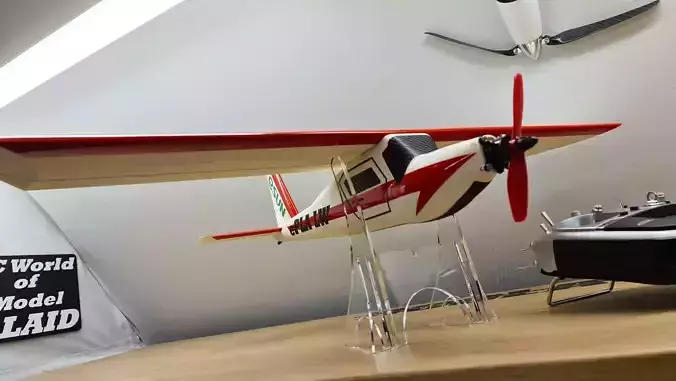 Single-propeller fixed-wing aircraft model  FOAM PLA