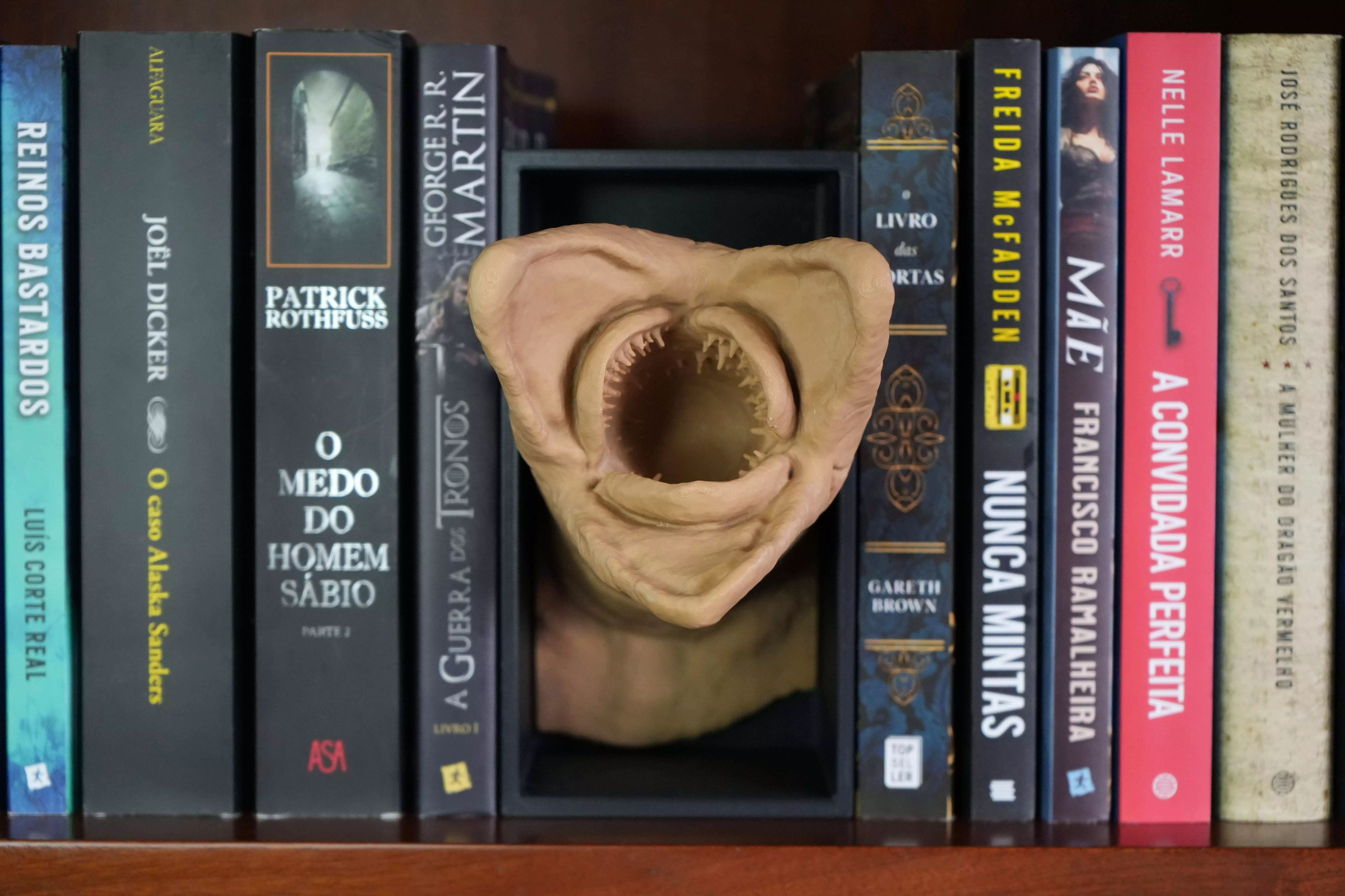 Dune Sandworm BookNook Bookshelf Decor Fantasy 3D print model_1