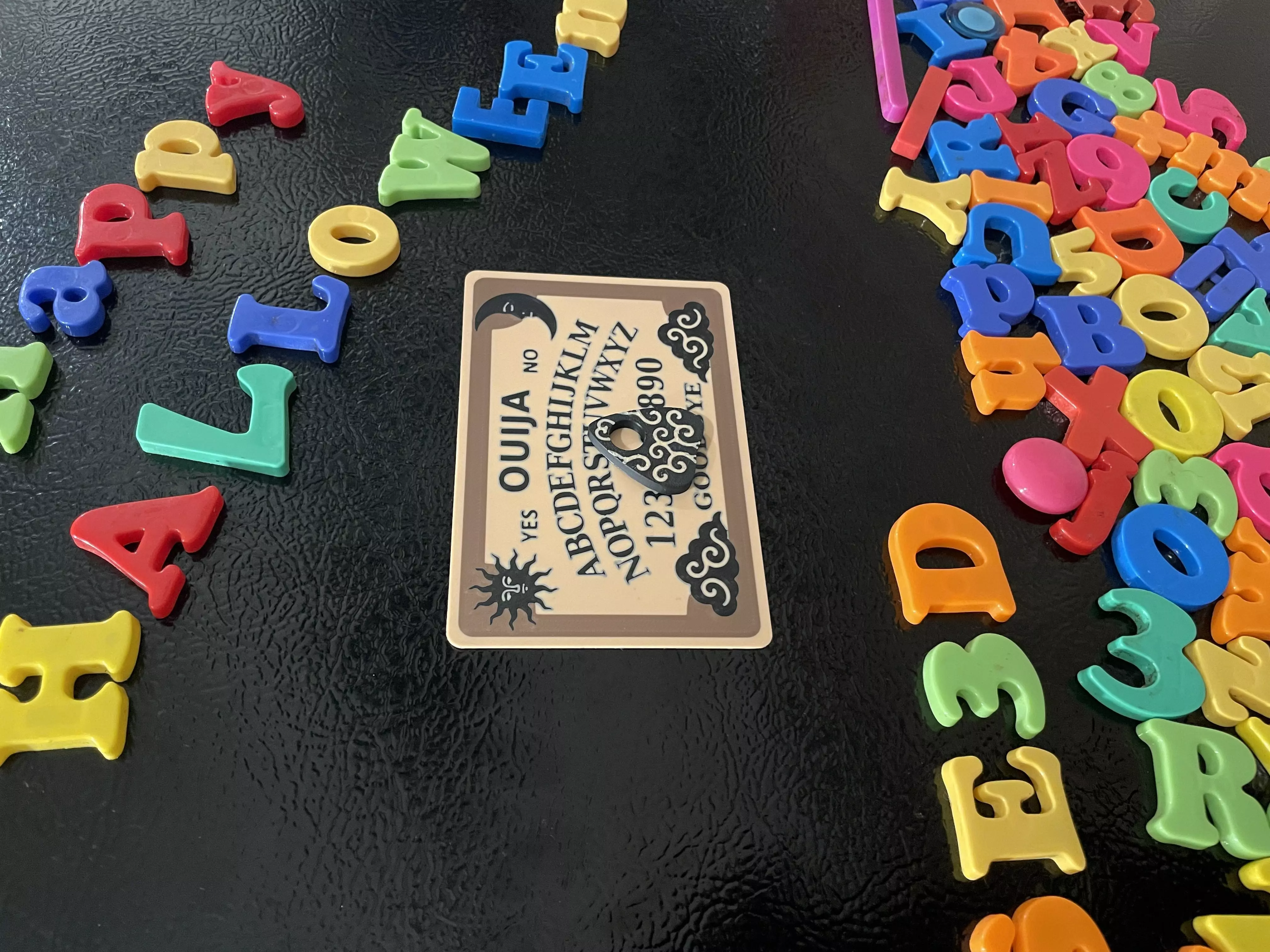Ouija Board Functional Fridge Magnet 3D print model_6