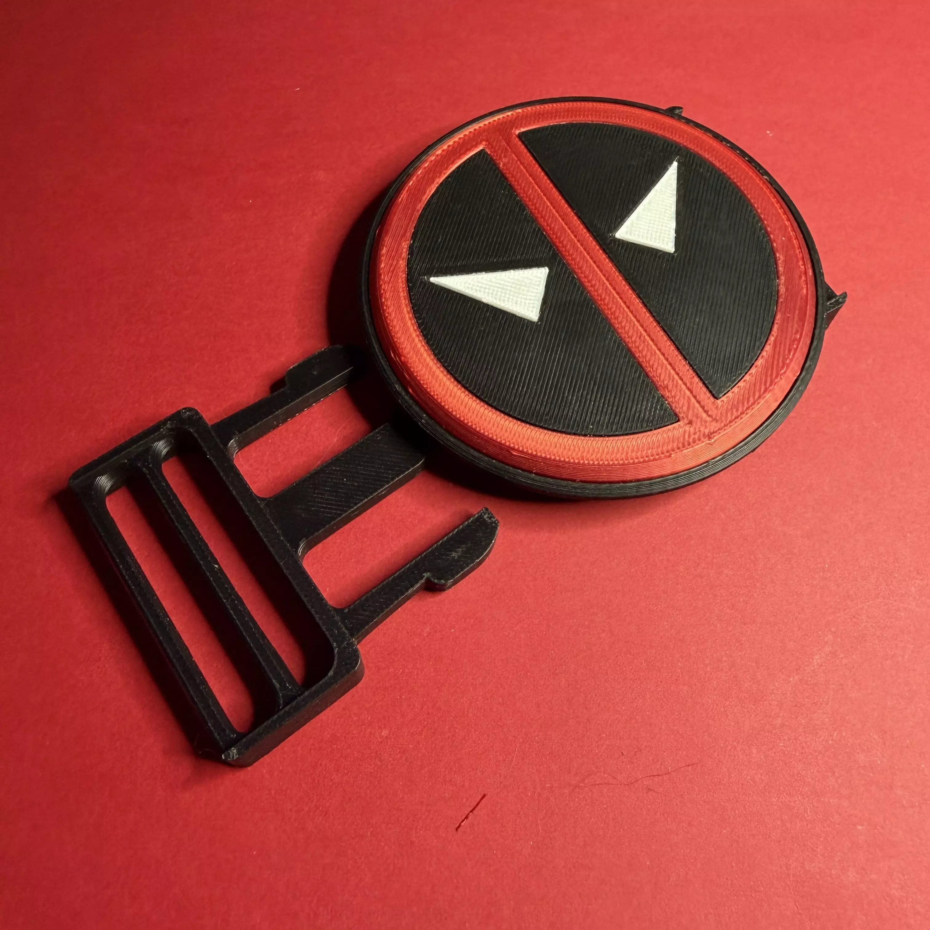 Deadpool Snaplock Belt Buckle 3D print model_5